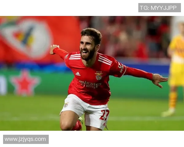 恩德里克的崛起之路：从青训小将到足球新星的成长历程