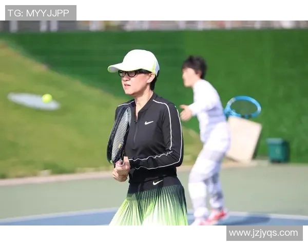 南京网球队技术解析:从基础训练到比赛策略的全面探讨 南京网球队技术解析:从基础训练到比赛策略的全面探讨