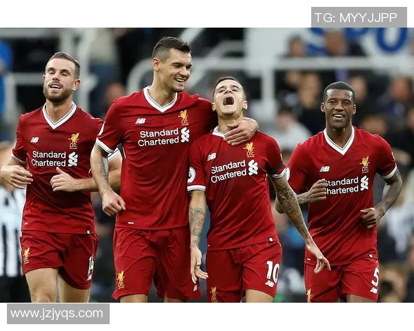 希姆基与迪纳摩的激烈对决展现足球魅力与战术智慧的较量