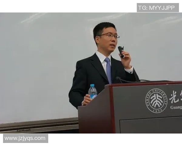 广州羽毛球队边路渗透战术解析与热点探讨MBA