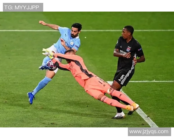 里昂与曼城精彩对决集锦回顾赛场瞬间尽显足球魅力与激情