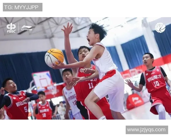 老明星篮球重聚赛场回忆青春岁月展现传奇风采