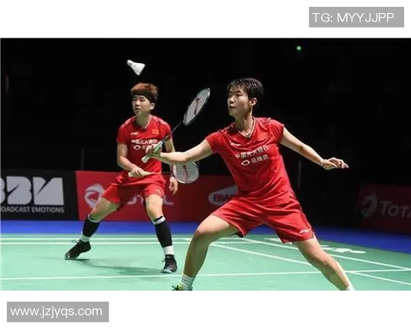 深圳羽毛球队状态引发热议球迷对表现和未来发展展开激烈讨论